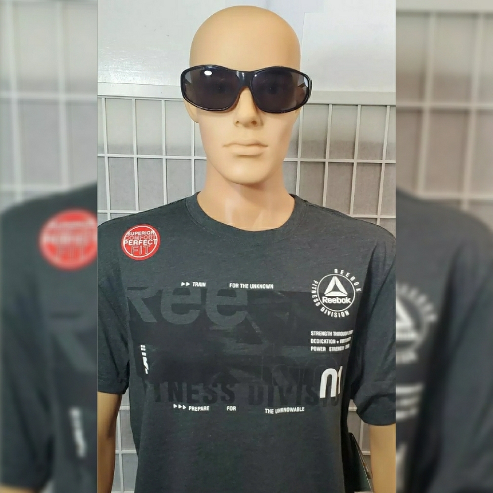 REEBOK LOGO TSHIRTS MEN'S SIZE M GRAY